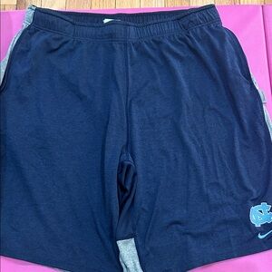 Nike North Carolina Tar Heels Men's Athletic Shorts - Navy and Gray